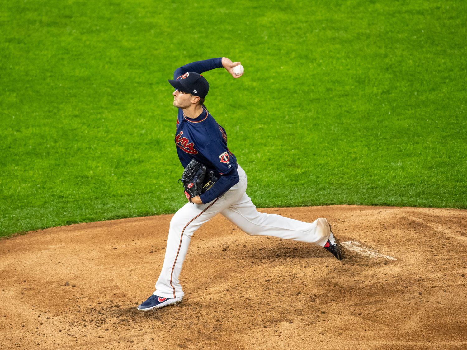jake-odorizzi-twins-inline-table-setter-beller.jpg